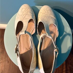 Clarks Sumerset Cream T-Strap Flats